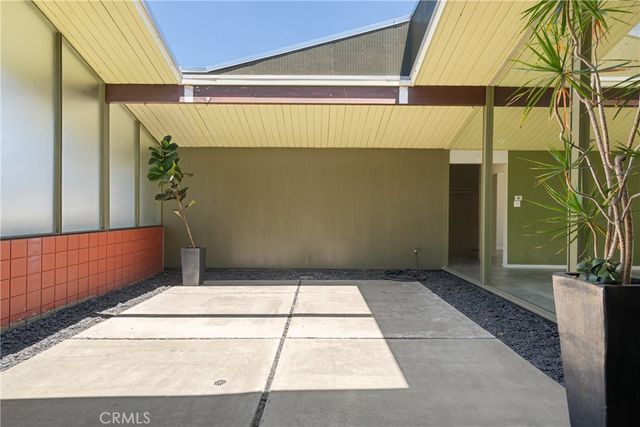 626 E Palmdale, Orange, CA 92865