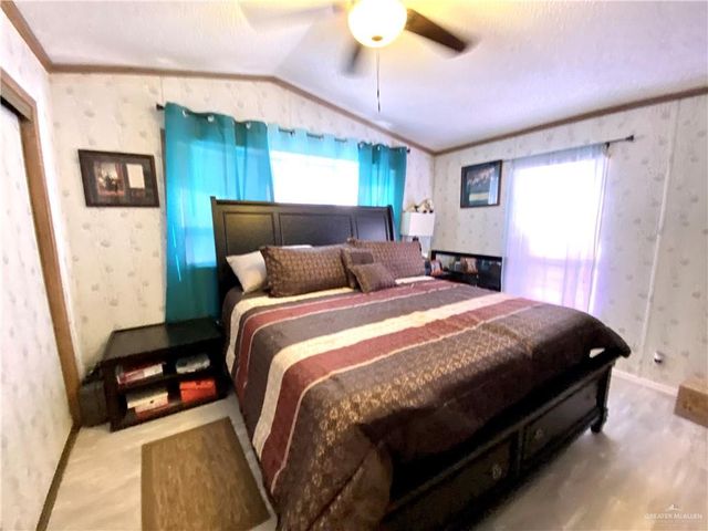 2407 Meadowlark Street 380, Palmview, TX 78572