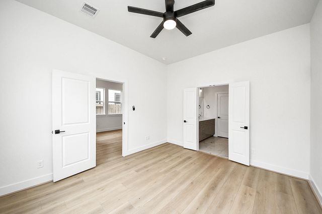 4338 Avron Drive B, Stafford, TX 77477