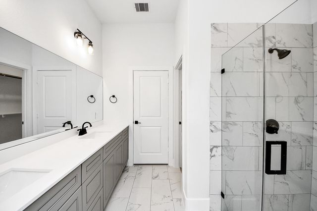 4338 Avron Drive B, Stafford, TX 77477