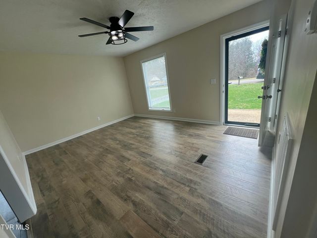 20011 Orion Avenue, Bristol, VA 24202