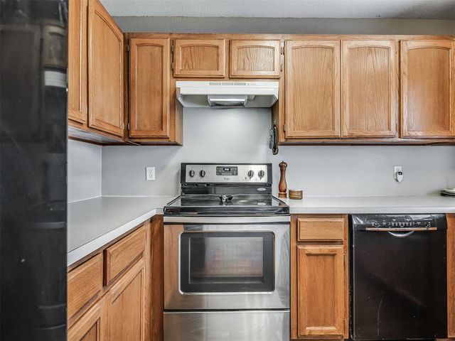 708 Peppertree Court, Norman, OK 73071