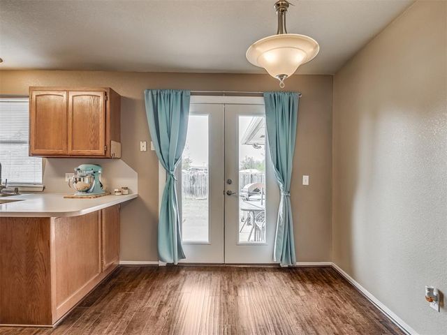 708 Peppertree Court, Norman, OK 73071