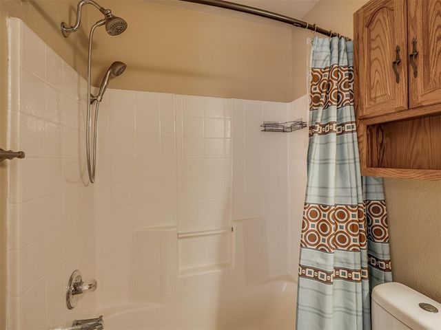 708 Peppertree Court, Norman, OK 73071