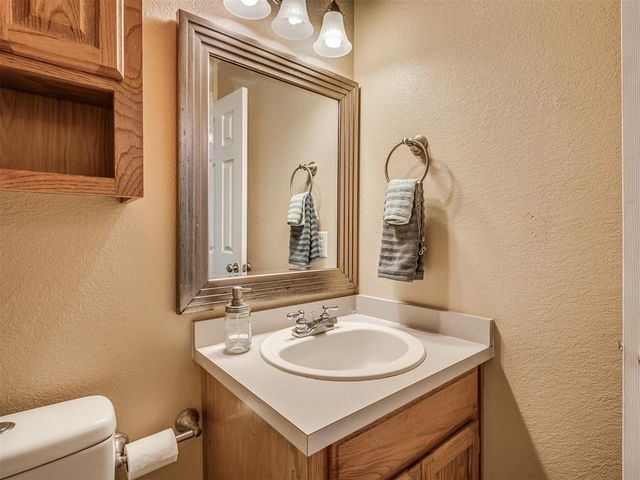 708 Peppertree Court, Norman, OK 73071