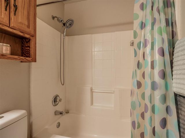 708 Peppertree Court, Norman, OK 73071