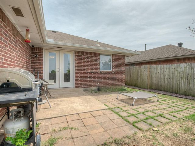708 Peppertree Court, Norman, OK 73071