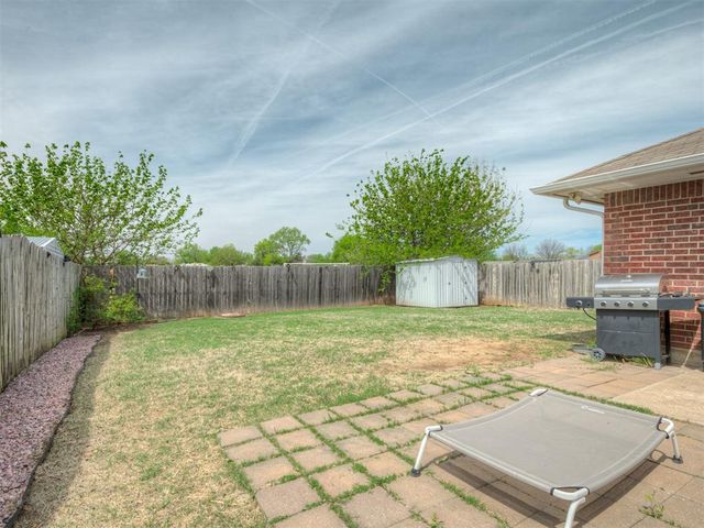708 Peppertree Court, Norman, OK 73071