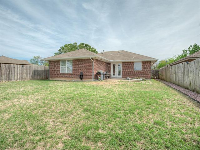 708 Peppertree Court, Norman, OK 73071