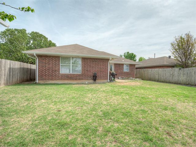 708 Peppertree Court, Norman, OK 73071