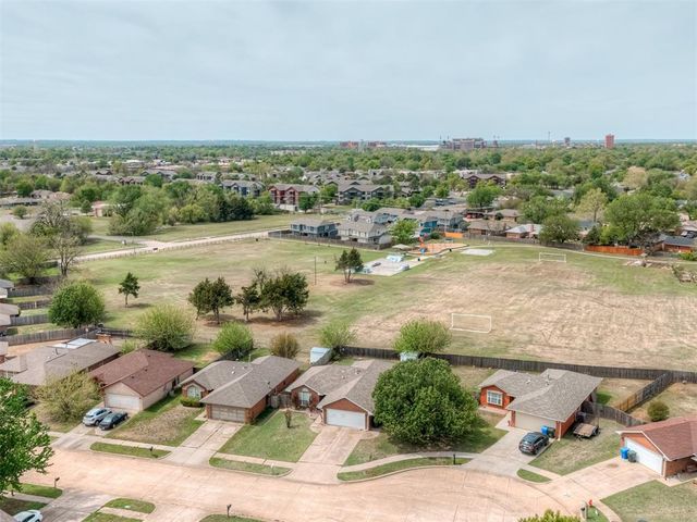 708 Peppertree Court, Norman, OK 73071