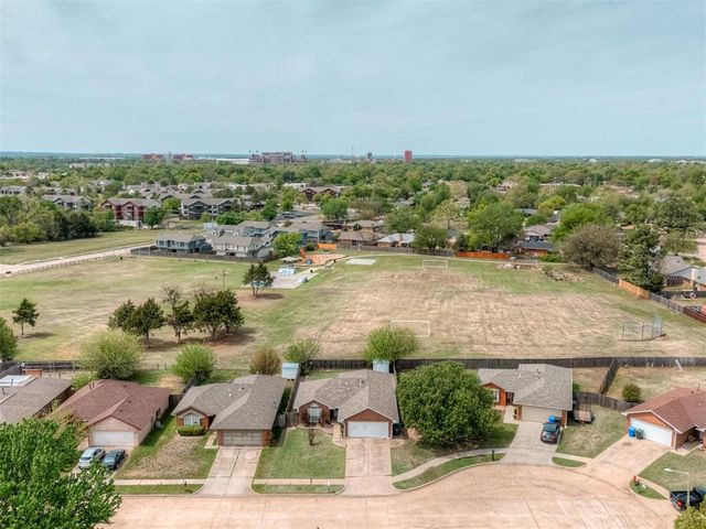 708 Peppertree Court, Norman, OK 73071