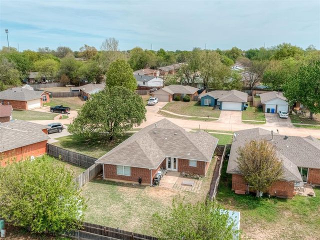 708 Peppertree Court, Norman, OK 73071
