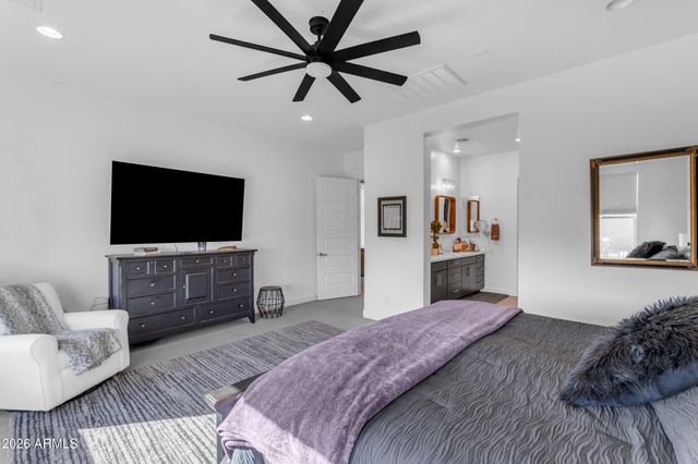 10545 E THORITE Avenue, Mesa, AZ 85212