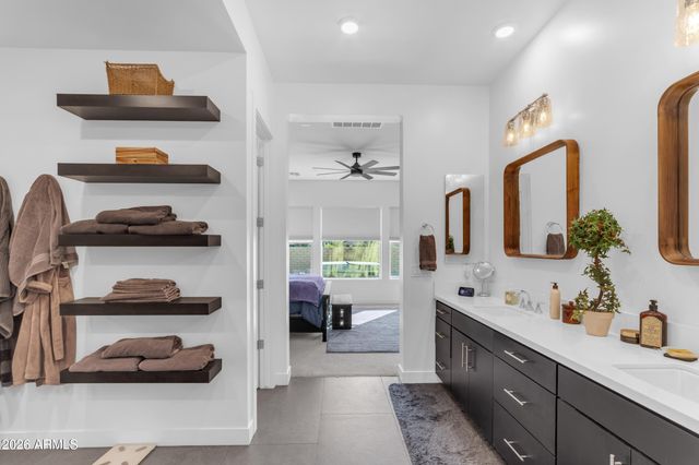 10545 E THORITE Avenue, Mesa, AZ 85212