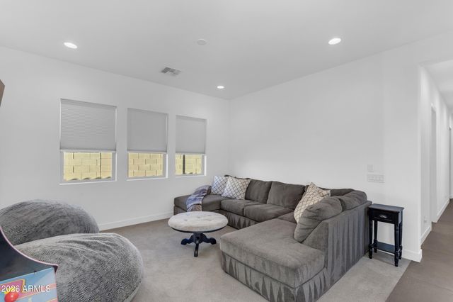 10545 E THORITE Avenue, Mesa, AZ 85212