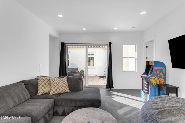 10545 E THORITE Avenue, Mesa, AZ 85212