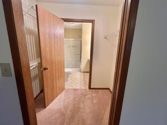 2465 Meadow Glade Drive, 26, Hilliard, OH 43026