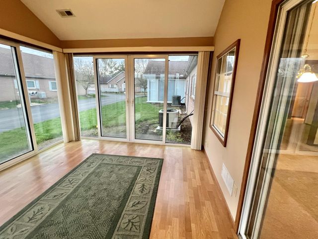 2465 Meadow Glade Drive, 26, Hilliard, OH 43026