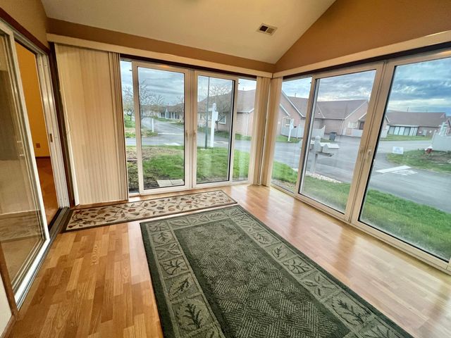 2465 Meadow Glade Drive, 26, Hilliard, OH 43026