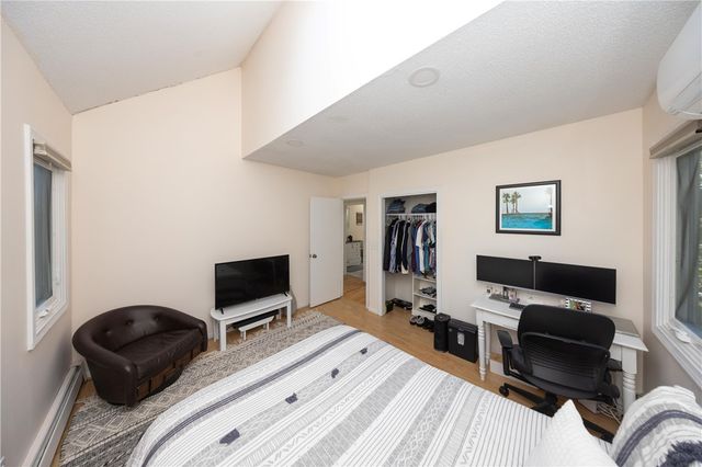 7 Elgin Street, Warwick, RI 02889