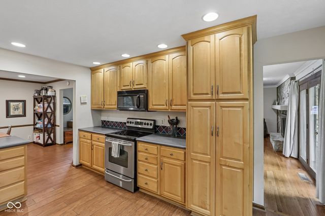 3020 Barnard Street, Indianapolis, IN 46268
