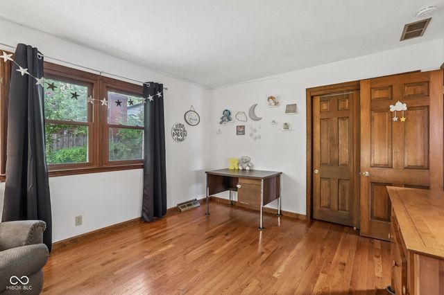 3020 Barnard Street, Indianapolis, IN 46268