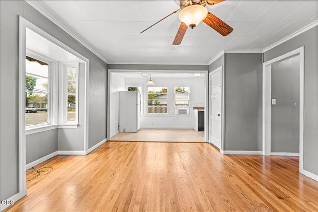 214 N Columbus Avenue, Medford, OR 97501