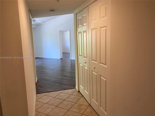 4177 N Haverhill Rd 808, West Palm Beach, FL 33417