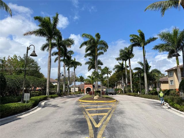 4177 N Haverhill Rd 808, West Palm Beach, FL 33417