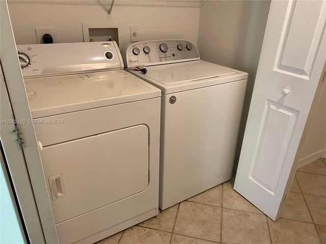 4177 N Haverhill Rd 808, West Palm Beach, FL 33417