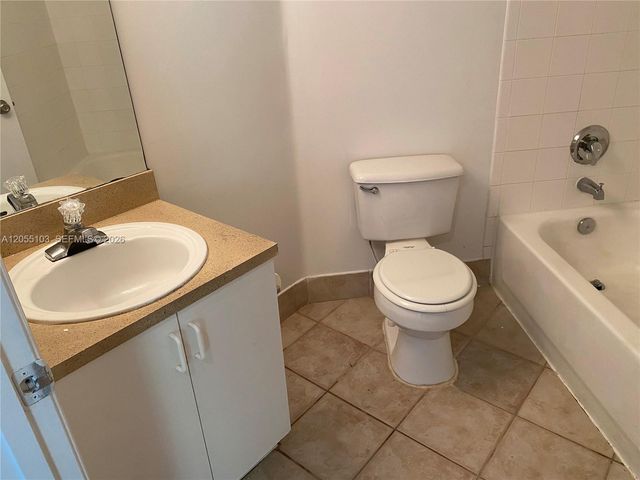 4177 N Haverhill Rd 808, West Palm Beach, FL 33417