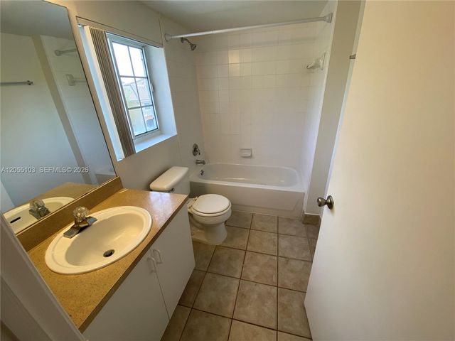 4177 N Haverhill Rd 808, West Palm Beach, FL 33417