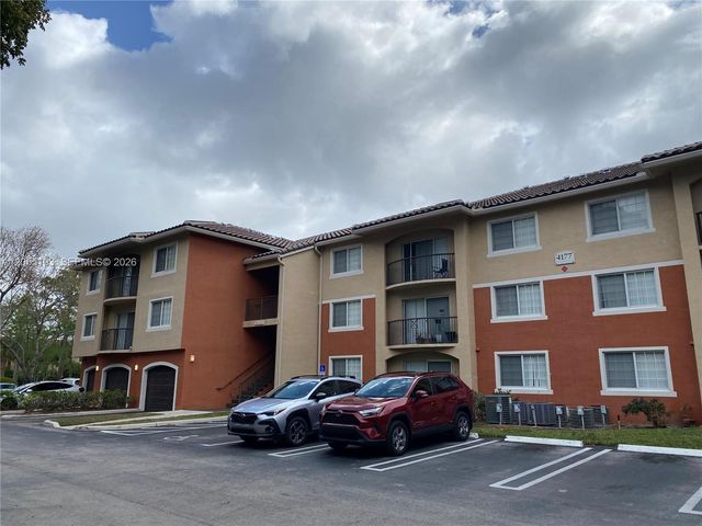 4177 N Haverhill Rd 808, West Palm Beach, FL 33417