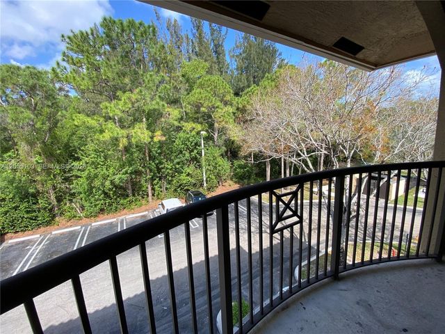 4177 N Haverhill Rd 808, West Palm Beach, FL 33417