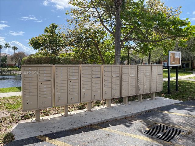 4177 N Haverhill Rd 808, West Palm Beach, FL 33417