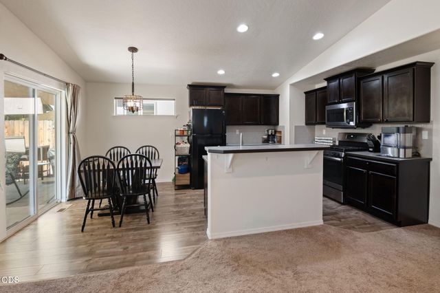 21184 Darnel Avenue, Bend, OR 97702