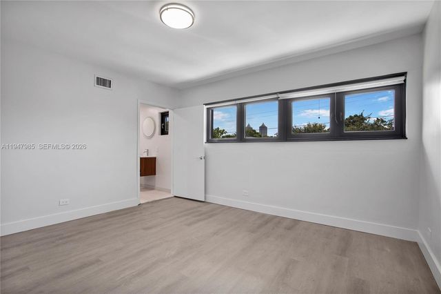 4530 N Jefferson Ave, Miami Beach, FL 33140