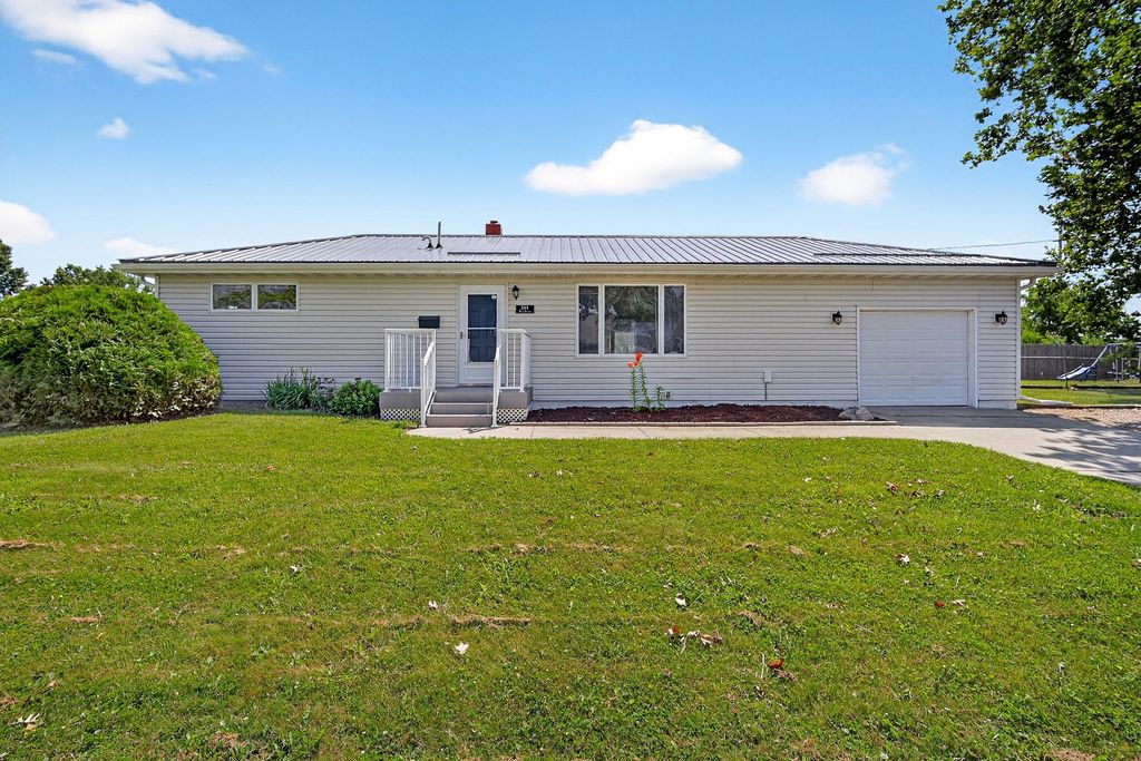 1114 W Nevada Street, Marshalltown, IA 50158