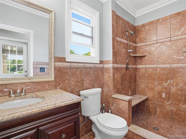 15693 Jennifer Drive, Macomb, MI 48044