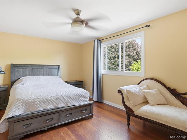 15693 Jennifer Drive, Macomb, MI 48044