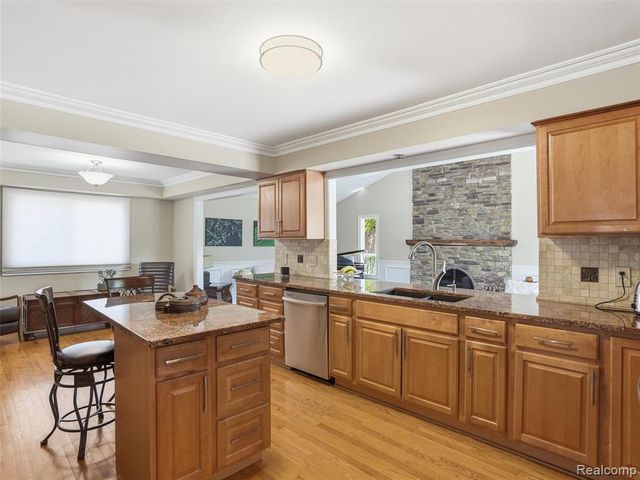 15693 Jennifer Drive, Macomb, MI 48044