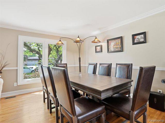 15693 Jennifer Drive, Macomb, MI 48044
