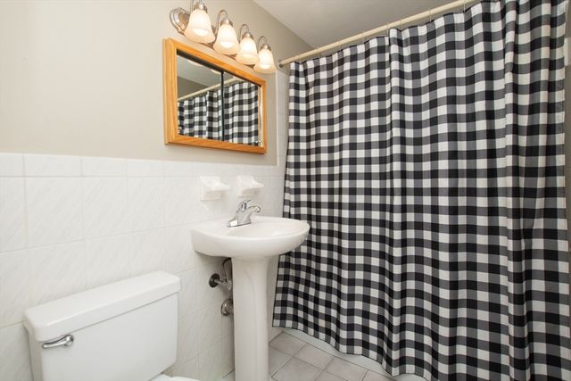 315 Neponset St 61, Norwood, MA 02062