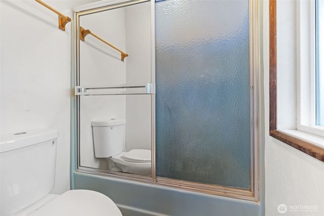 409 Shanklin Road, Onalaska, WA 98570