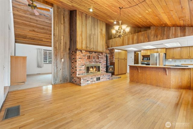 409 Shanklin Road, Onalaska, WA 98570