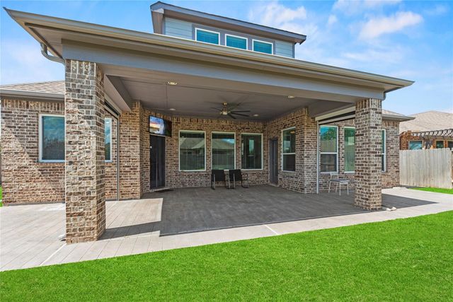 25102 Dovetail Cove Court, Tomball, TX 77375