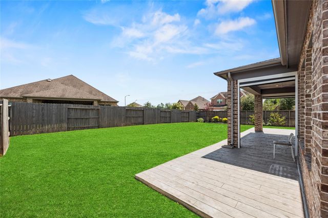25102 Dovetail Cove Court, Tomball, TX 77375