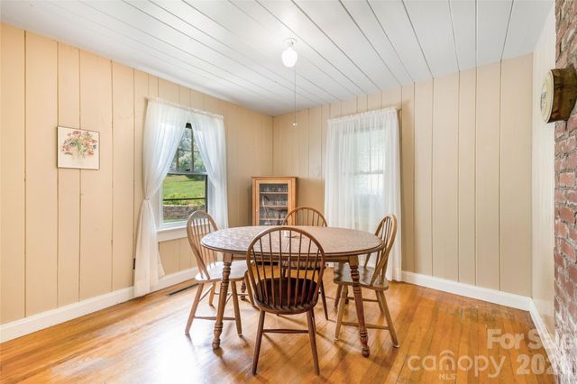 50 Rocky Branch Road, Waynesville, NC 28786