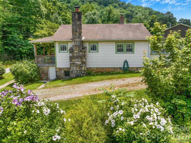 50 Rocky Branch Road, Waynesville, NC 28786